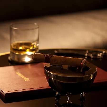 מלון Steigenberger Icon Grandhotel Handelshof