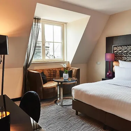 Steigenberger Icon Grandhotel Handelshof 5*