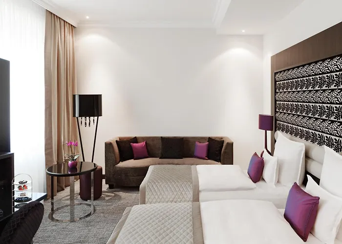 Steigenberger Grandhotel Handelshof 5*