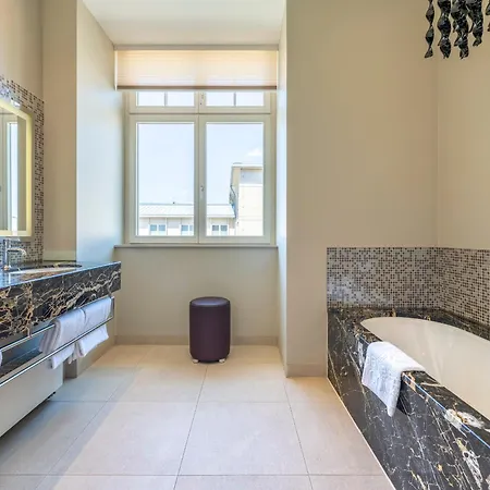 Steigenberger Icon Grandhotel Handelshof 5*