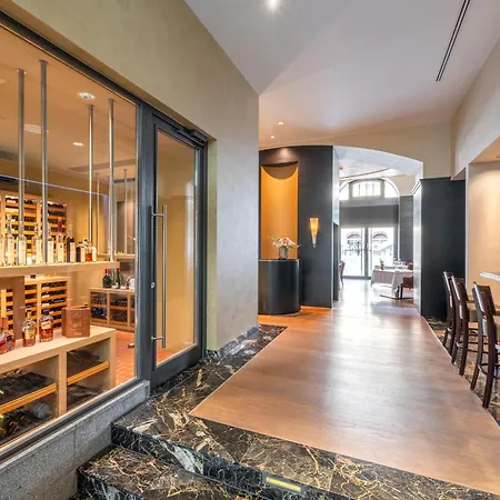 Steigenberger Icon Grandhotel Handelshof 5*