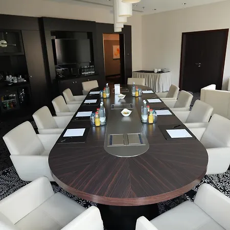 Steigenberger Icon Grandhotel Handelshof 5*