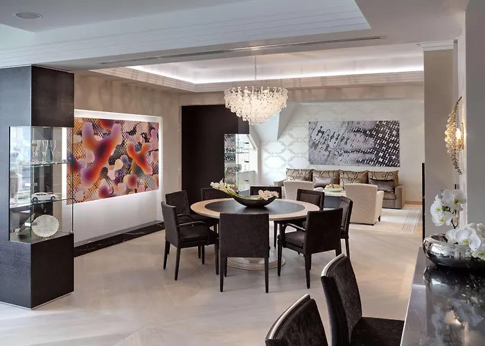 Отель Steigenberger Icon Grandhotel Handelshof