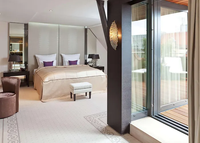 Отель Steigenberger Icon Grandhotel Handelshof