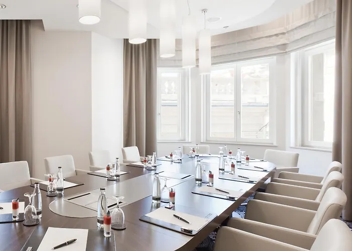 Отель Steigenberger Icon Grandhotel Handelshof Лейпциг